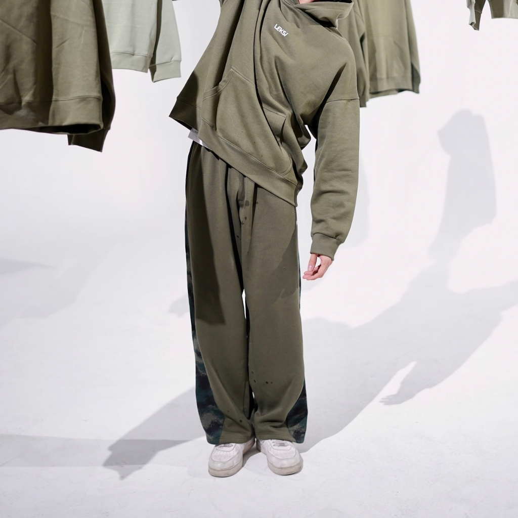 Olive Wavy Unisex Straight Leg Pants