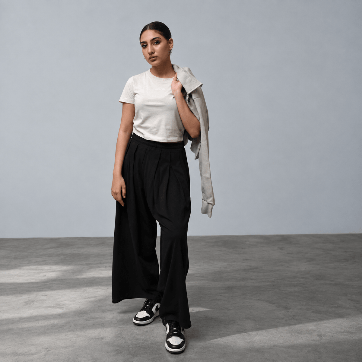 Black Baggy Pleated Pants XS - Premium Unisex Baggy Pleated Pants | LEKSI Pakistan