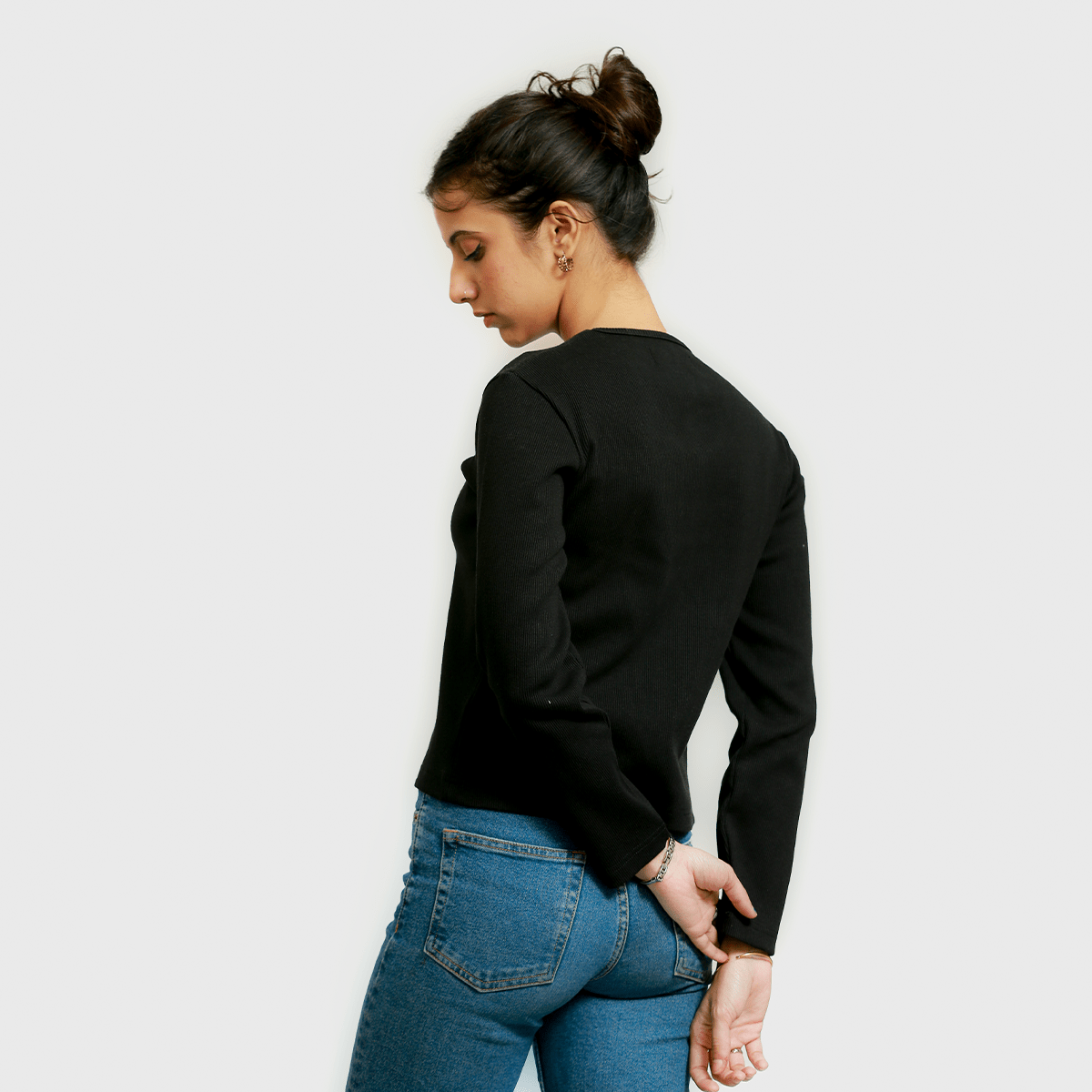 Black Full Sleeves V - Neck Ribbed Shirt XXS - Premium Unisex V - Neck | LEKSI Pakistan