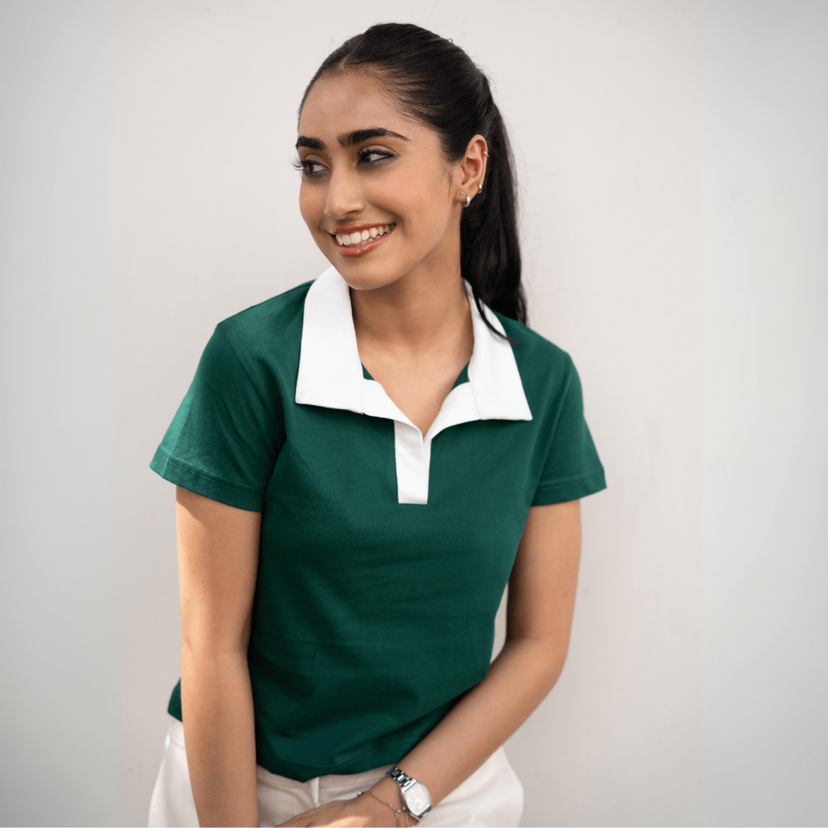 Collared Green Cropped Top XXS - Premium Unisex | LEKSI Pakistan