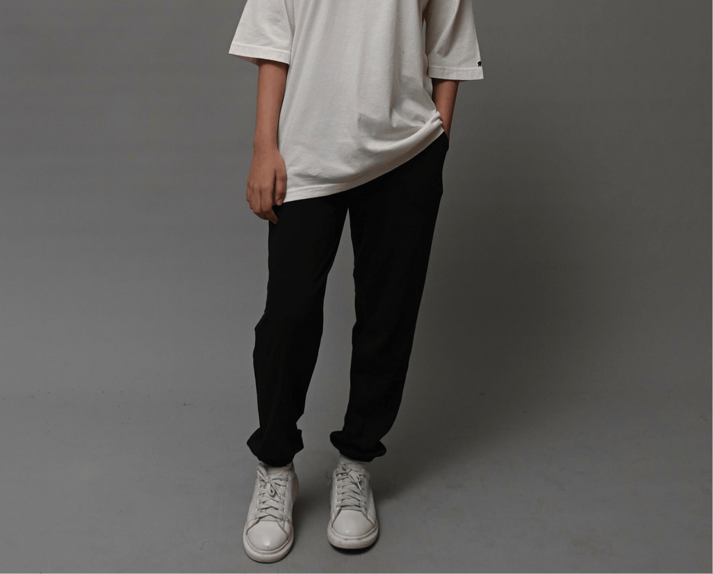 Cropped Baggy Pants - Black (Summer - Friendly) XXS - Premium Unisex | LEKSI Pakistan