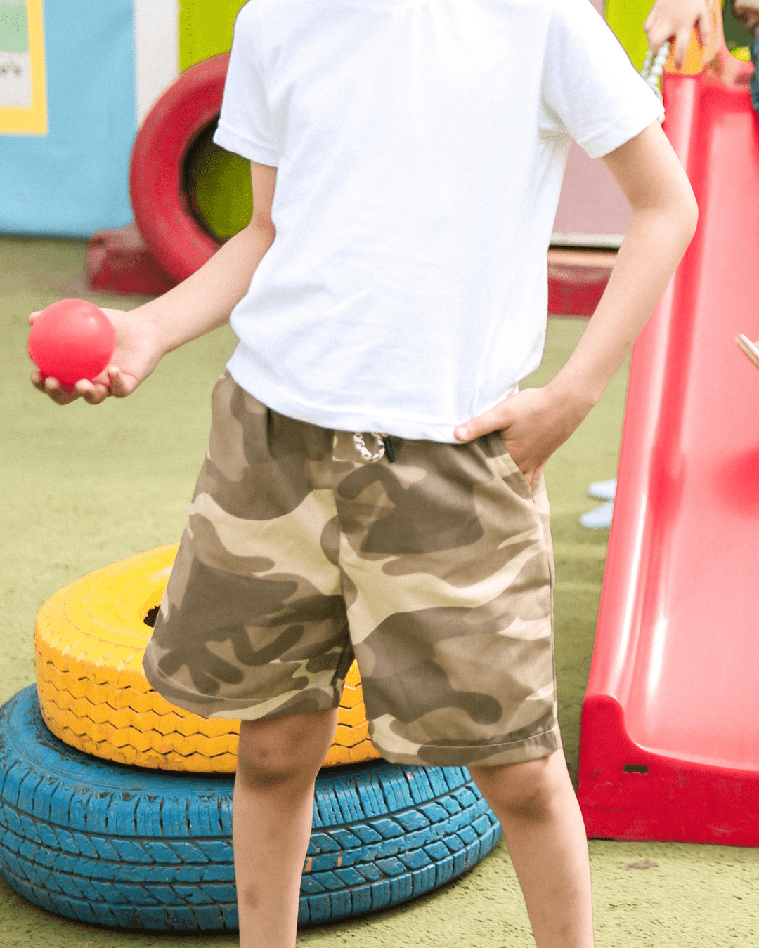 Light Khaki Camo Cargo Shorts - Kids Unisex 3 - 4 Years - Premium Unisex | LEKSI Pakistan