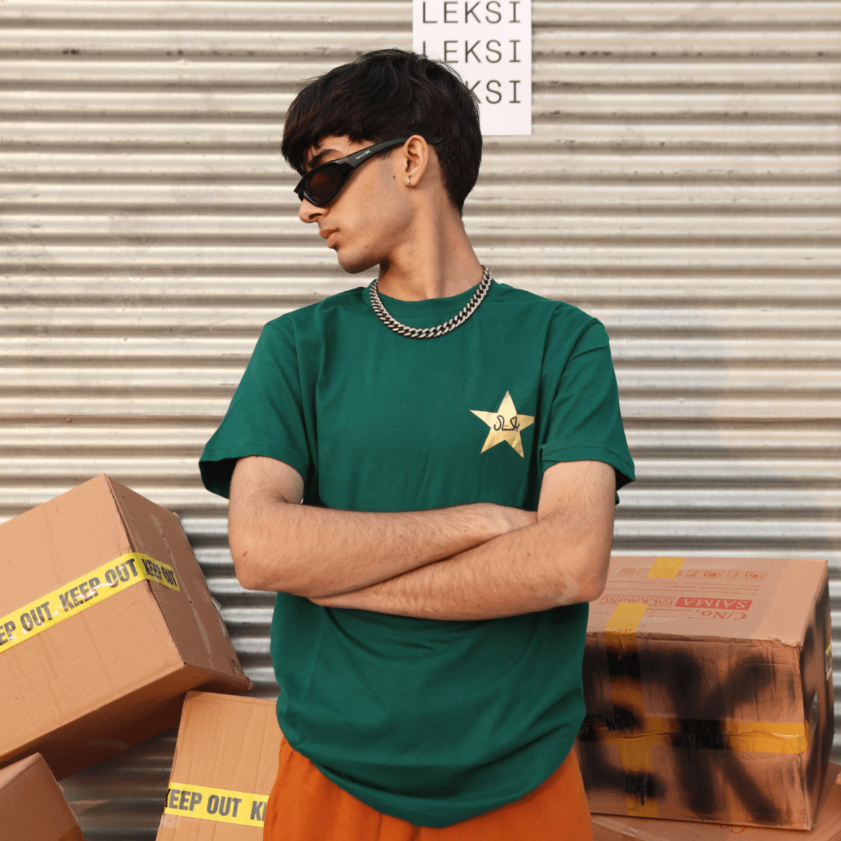 Pakistan Cricket T-Shirt - Gold Star S - Premium Unisex Graphic T-Shirt | LEKSI Pakistan