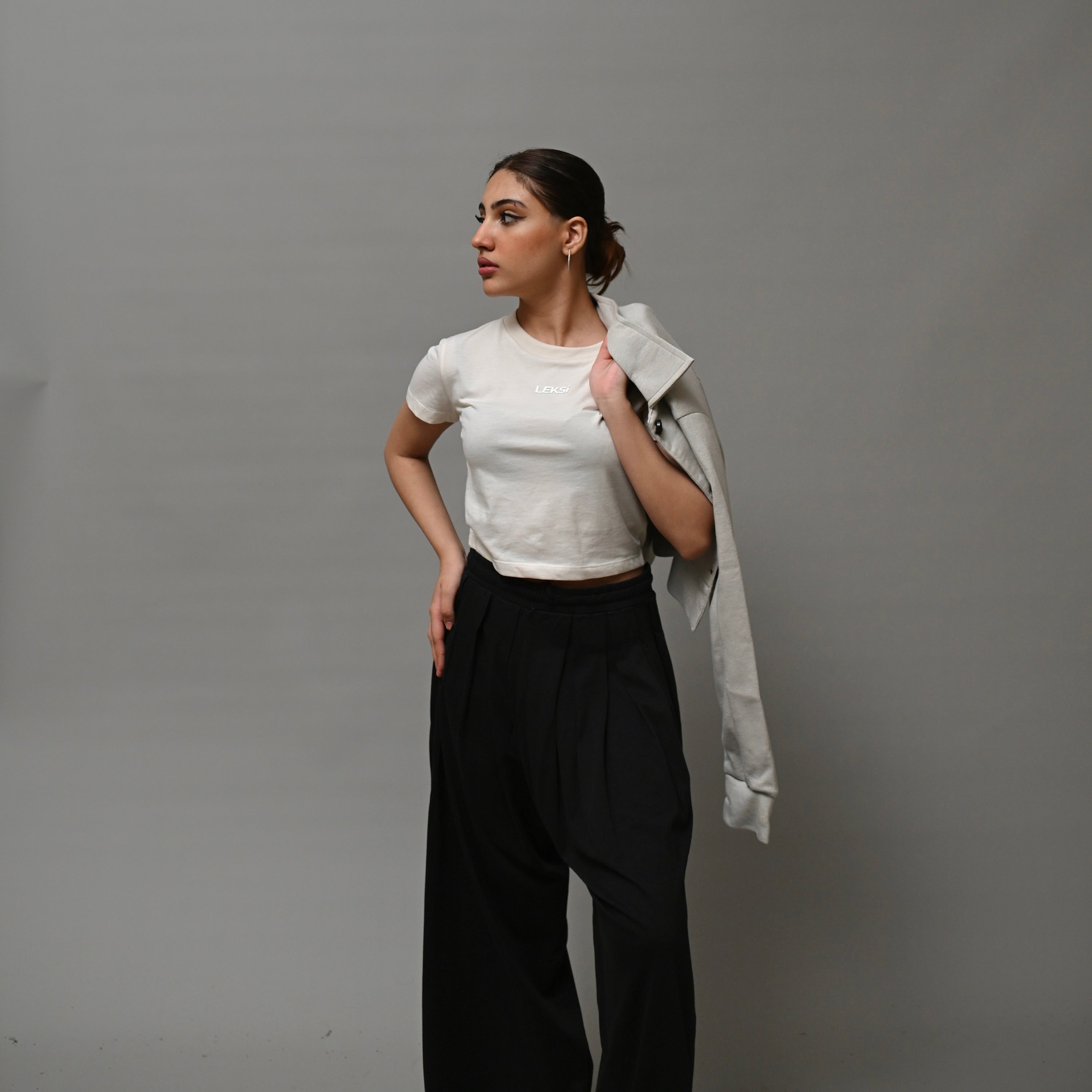 Redefined Essential Off White Cropped Top XXS - Premium Unisex | LEKSI Pakistan