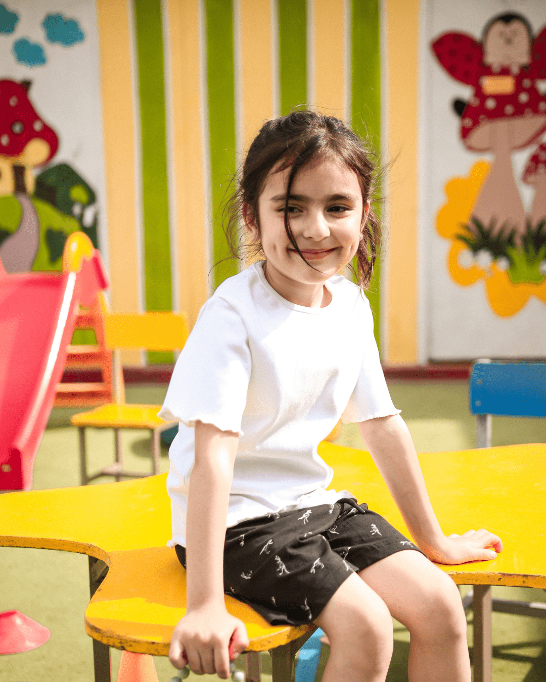 White Ribbed Girl's Lettuce Top 4 - 5 Years - Premium Unisex | LEKSI Pakistan
