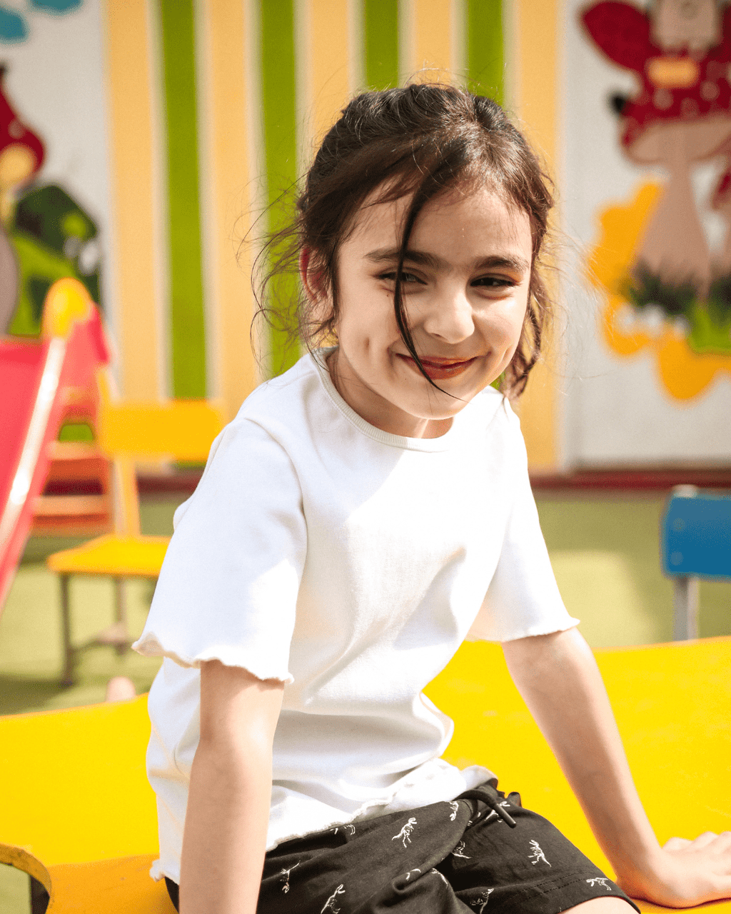 White Ribbed Girl's Lettuce Top 4 - 5 Years - Premium Unisex | LEKSI Pakistan