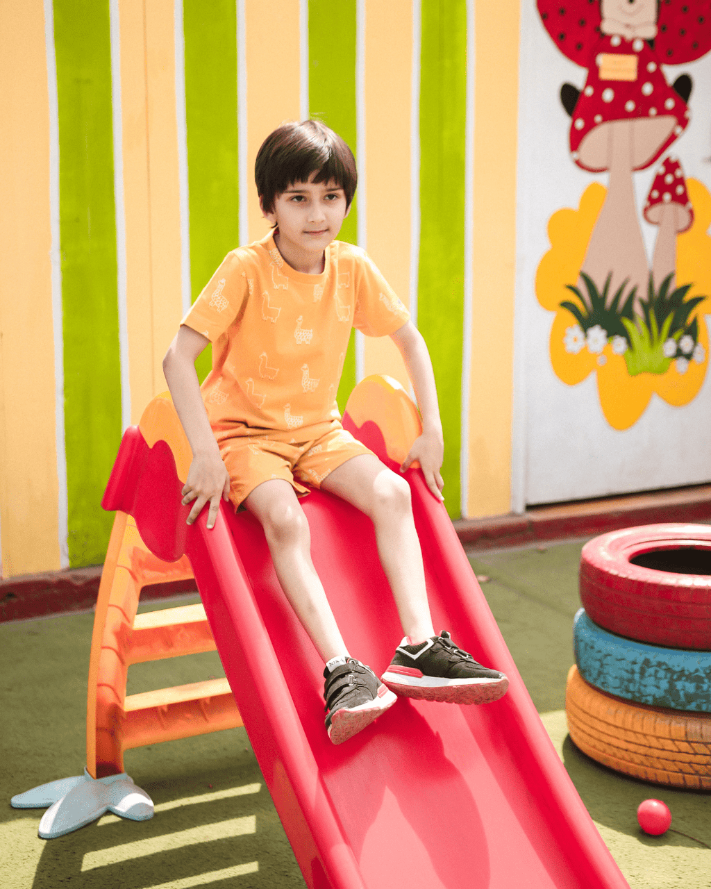 Yellow Llama Shorts & T-Shirt Kids Unisex Set 18 - 24 Months - Premium Unisex | LEKSI Pakistan