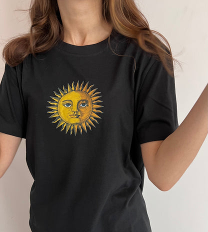 Astrology Sun - Round Neck Unisex T-Shirt